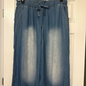 Women’s pants wide leg cut pants size 3x NWOT